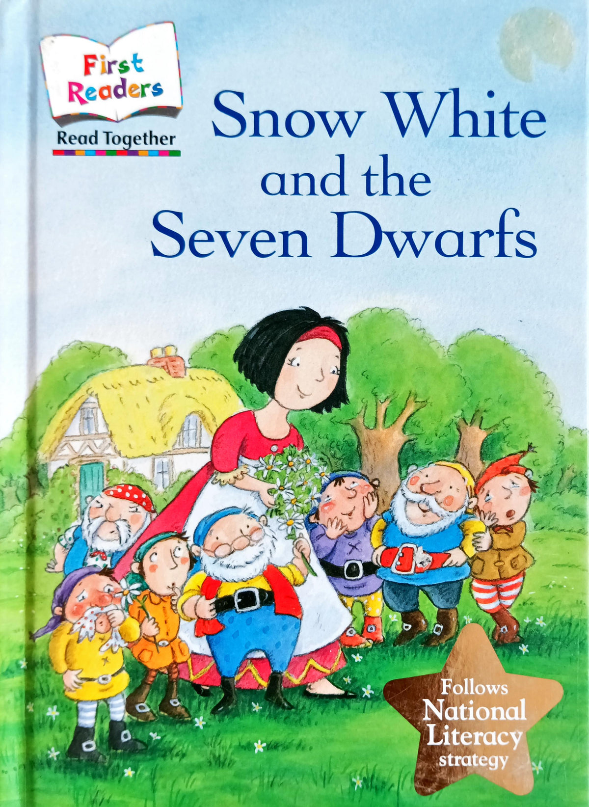 Snow White and Seven Dwarfs (First Readers)